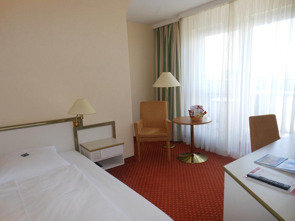 Panoramahotel Waldenburg Вальденбург Экстерьер фото