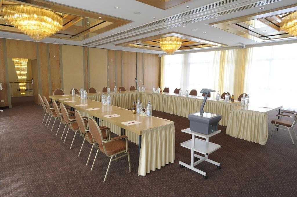 Panoramahotel Waldenburg Вальденбург Экстерьер фото